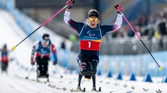 Matka ju po pôrode odvrhla, v sirotinci týrané dieťa prišlo aj o nohy. Dnes má 20 medailí a patrí k najlepším v histórii (príbeh)