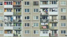 Ľuďom prichádzajú tohtoročné výmery dane z nehnuteľnosti. Niekde sú aj trojnásobne vyššie