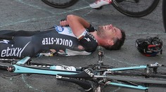 Cavendisha čaká operácia