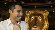 De La Hoyu uvedú do Siene slávy