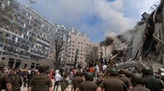 Pri raketových útokoch na Ukrajine zahynulo 31 ľudí. Rusi zasiahli aj najväčšiu detskú nemocnicu v krajine
