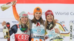 VIDEO: Vlhová ladila formu pred sezónou v exotike. Na tamojšej kuchyni však nevydržala