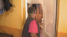 Za bieleho dňa vošiel do domu a okradol dôchodkyňu o posledné peniaze