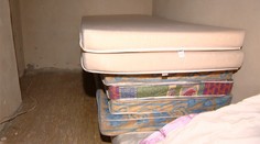 "Brloh" mafiánov. Nazreli sme do penziónu, kde sa diali temné veci