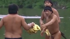 Výnimočné zábery! Svetu sa ukázal doteraz skrývaný kmeň domorodcov