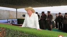 Kim Čong-un sa zúčastnil na výcviku jednotiek s taktickými jadrovými zbraňami