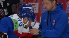 Na striedačke si k nej pričuchnú, strasie ich a idú na ľad. Akú látku hokejisti vdychujú počas zápasov?