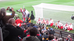 VIDEO: Stoch zakričal do megafónu "smrť Sparte", pôjde pred disciplinárku