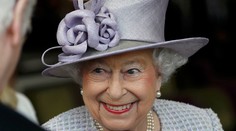 V daňových rajoch má súkromný majetok aj kráľovná Alžbeta