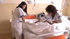 Zdravotné sestry sú vraj na pokraji vyhynutia. Majú druhé najhoršie platy v EÚ