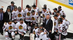 Chicago je späť vo finále! Hossa dal kontroverzný víťazný gól