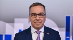 Erik Tomáš v Na telo sľúbil, že Hlas predloží vláde zmrazenie paušálnych náhrad ministrov