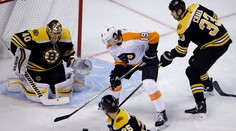 VIDEO: Jurčov gól proti Caroline nestačil, Vegas s Tatarom vynuloval Detroit