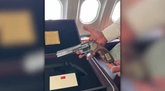 VIDEO: Pellegrini si zo samitu NATO odnáša revolver. „Moje meno je vygravírované na hlavni“