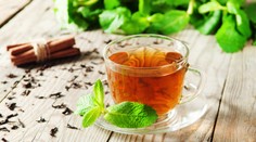 Čo sa deje s naším mozgom po vypití čaju