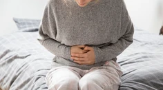 Črevá vás ovplyvňujú viac, než si myslíte. V lete im dávame poriadne zabrať, varuje odborník