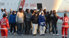 Takmer 6000 utečencov zachránili v Stredozemnom mori počas víkendu