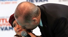 Ak zomrieš v boji, krajina si ťa uctí. Erdoganove slová o smrti dievčatka pobúrili verejnosť