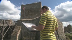 Hrad Šariš môžu obdivovať už aj nevidiaci. Vyrobili pre nich makety časti tejto zrúcaniny