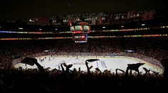 NHL: Carolina suverénne do konferečného finále. Padol aj divácky rekord