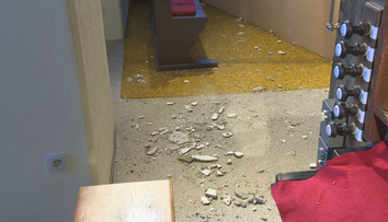 Trvalo len chvíľu, no následky budú ľudia riešiť týždne. Hlásenia o škodách po zemetrasení pribúdajú