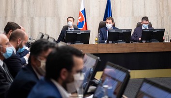 Vláda pomôže v detvianskej strojárni PPS Group, prepúšťať sa zatiaľ nebude