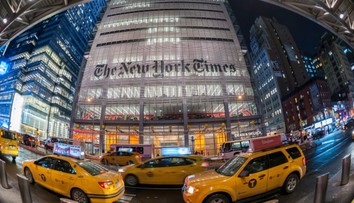 Rozruch pred New York Times: Muž sa so sekerou a dýkou dožadoval vstupu do redakcie