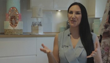 Módna návrhárka vyrába špeciálne torty, jej zákazníkmi sú šejkovia aj celebrity