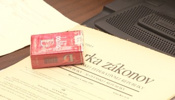 NRSR sa dnes zmenila na filmové štúdio, točil sa tu politický triler