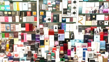 Pozor na lacné voňavky z internetu. Môžu obsahovať aj konský moč