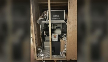 Medzinárodný záťah colníkov na Slovensku: Odhalili zločineckú skupinu s nelegálnymi cigaretami