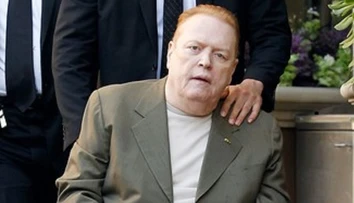 Pornokráľ Flynt ponúka milión dolárov za ďalšie nahrávky kompromitujúce Trumpa