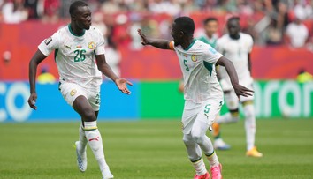 Senegal predviedol ofenzívnu smršť a priblížil sa k postupu. Irak na turnaji skončil bez bodu