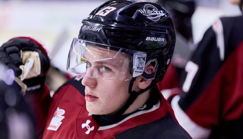 Meditáciu mu odporučil reprezentant, jeho klub vlastní spevák. O Slováka sa v NHL začínajú biť (rozhovor)