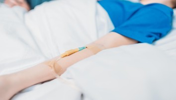 Pochybenia nemocnice stáli chlapca (†9) život. Matka tvrdí, že zomrel v agónii