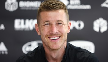 VIDEO: Juraj Kucka oznámil radostnú správu originálnym spôsobom. Stal sa štvrtýkrát otcom