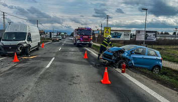 Drsná nehoda na východe. Vodička narazila do auta v protismere
