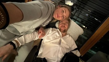 FOTO: Obaja doráňaní, ale s úsmevom. Shiffrinová s Kildem sa spolu zotavujú z pádov