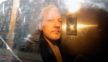 Lekári tvrdia, že Assange urgentne potrebuje zdravotnú starostlivosť