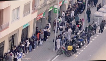 Migranti zahlcujú španielske úrady. Vláda chce zlegalizovať pobyt najmenej pol milióna ľudí