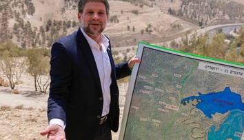 Izraelský minister vyzýva na anexiu južného Libanonu. Hranicu chce posunúť až na rieku Lítání