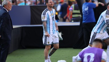 Lionel Messi robil maximum pre úspech. Za jedno gesto však od expertov schytal kritiku