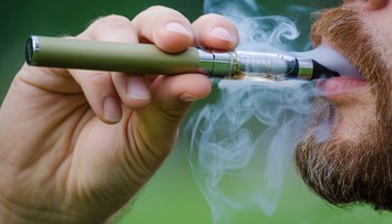 V USA zomrel už štvrtý človek na chorobu spôsobenú fajčením e-cigariet