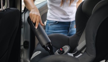 Ročný chlapec ako jediný prežil víkendovú tragickú nehodu. Život mu zachránila autosedačka, takto je to správne