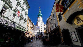 Michalská veža je späť. Jednu z dominánt Bratislavy otvoria po rekonštrukcii