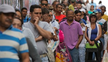 Venezuela prechádza na trojdňový víkend. Obyvatelia však nemajú dôvod na radosť