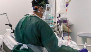 Ázijská krajina sa stáva superšíriteľom covidu. V najväčšom meste budujú nové krematóriá