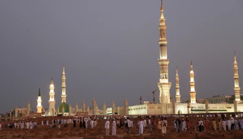 Pondelňajší bombový útok v Medine spáchal Pakistanec