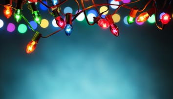 Prečo sa vianočné svetielka zamotávajú? Odpoveď vedcov je jednoduchá