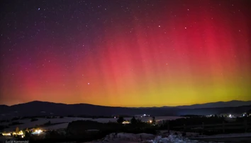 V noci sa oplatí pozerať na oblohu. Na Slovensku je šanca na polárnu žiaru